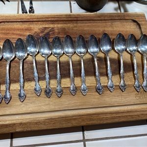 Community Silverplate Silverware - 8 Piece Set + 2 Serving Pieces
